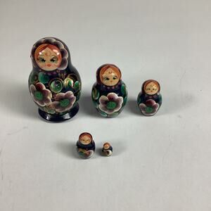 Set Of 5 Floral Hand Painted Wooden Russian Nesting Dolls